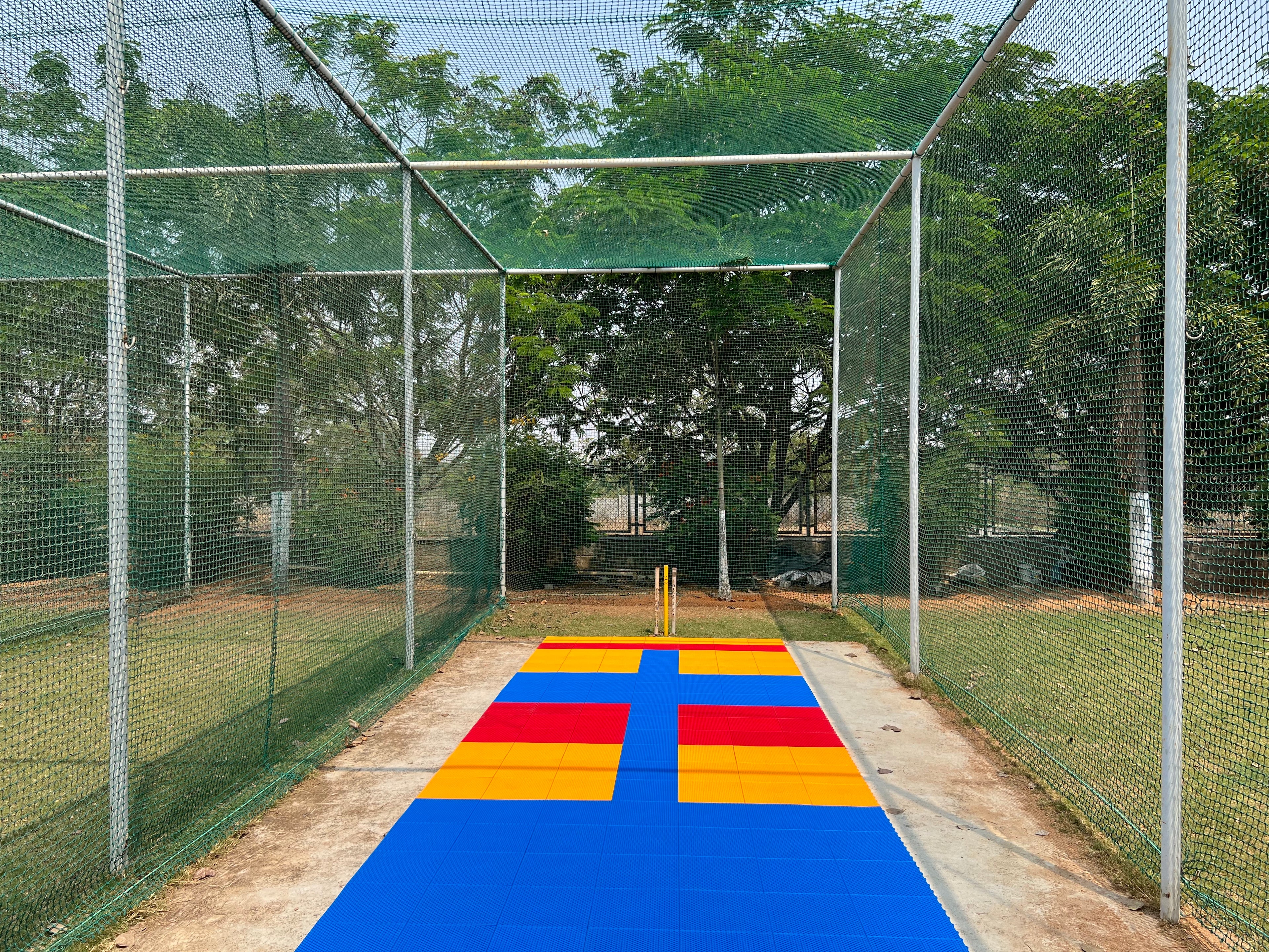 Load video: HiPer Cricket Pitch